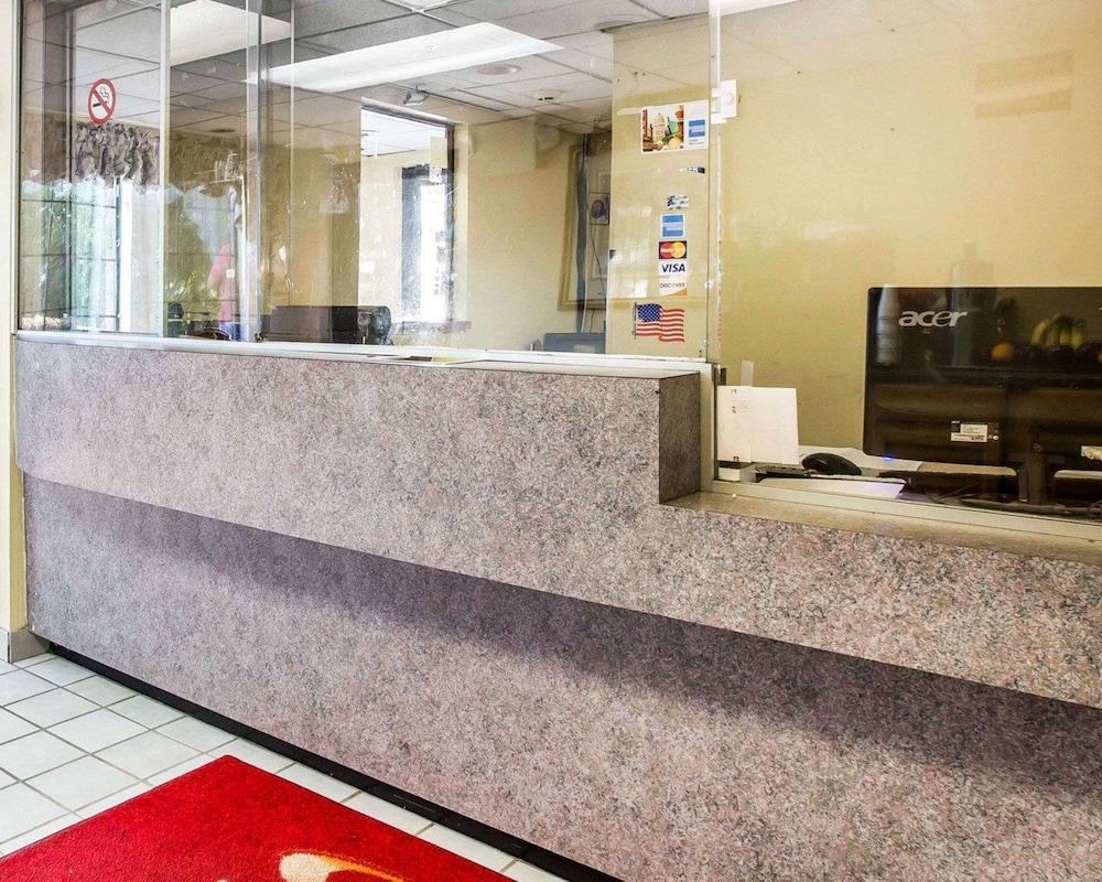 Econo Lodge Jonesboro - Atlanta South