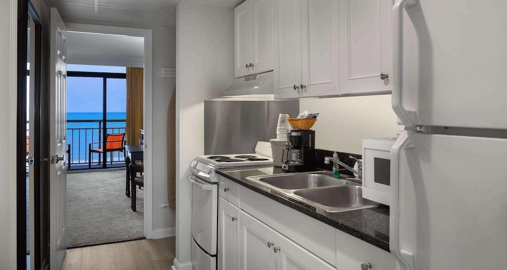 Best Western Ocean Sands Beach Resort