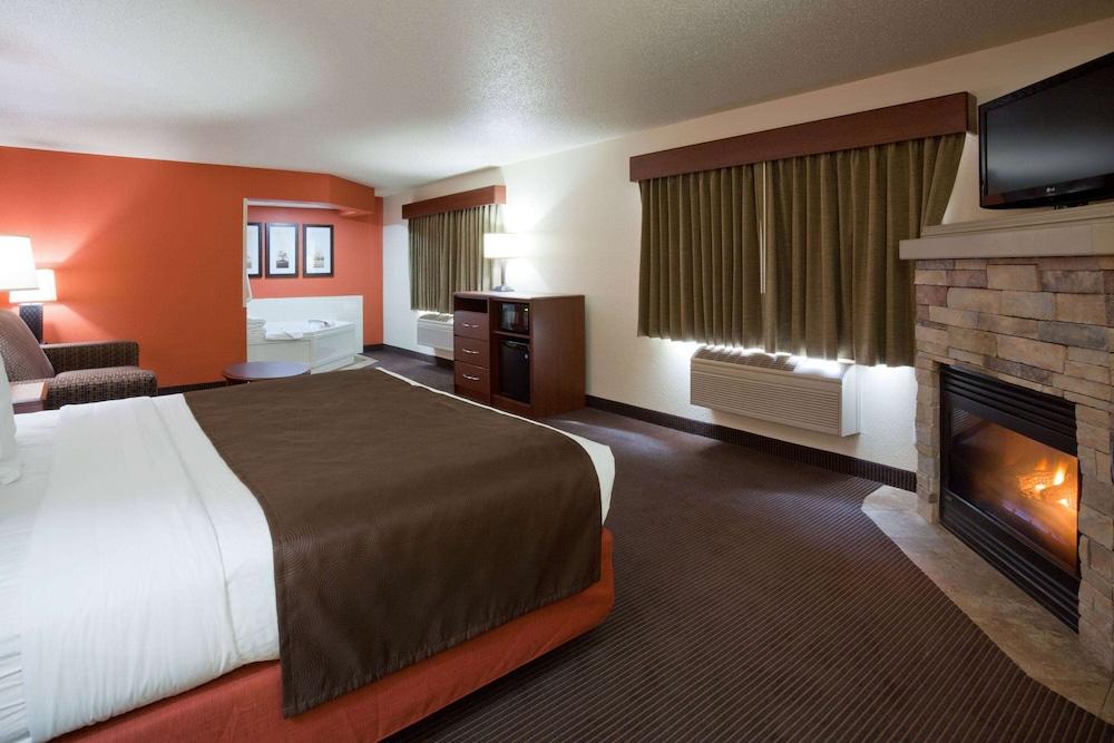 AmericInn by Wyndham Grafton