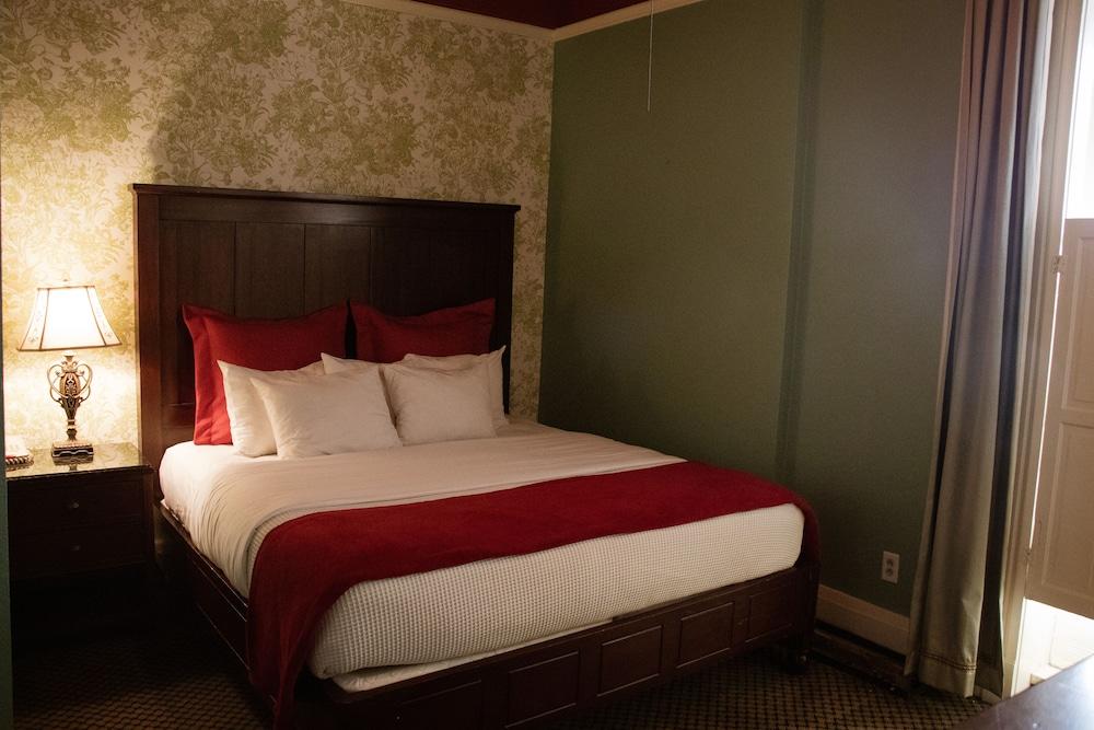 The Crescent Hotel and Spa