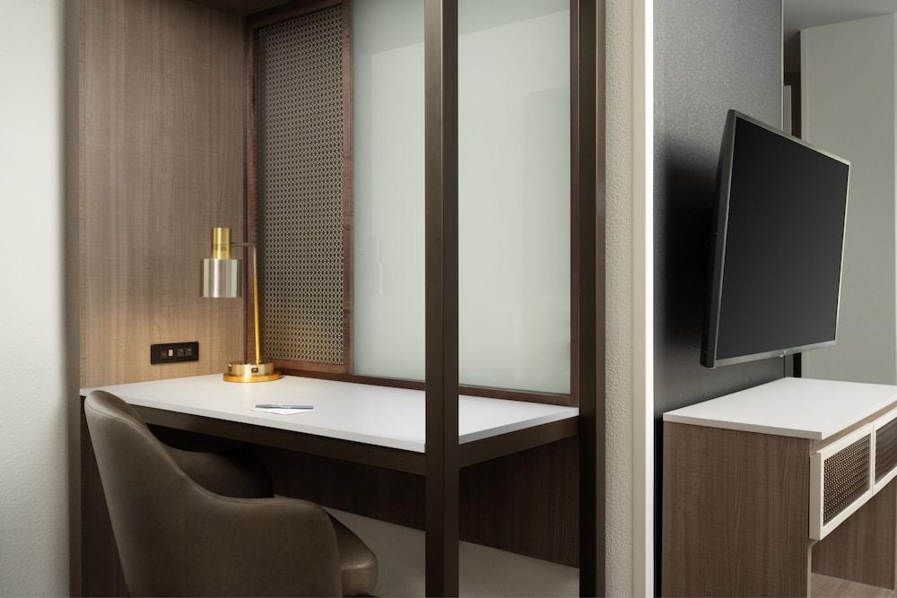 Springhill Suites By Marriott Overland Park