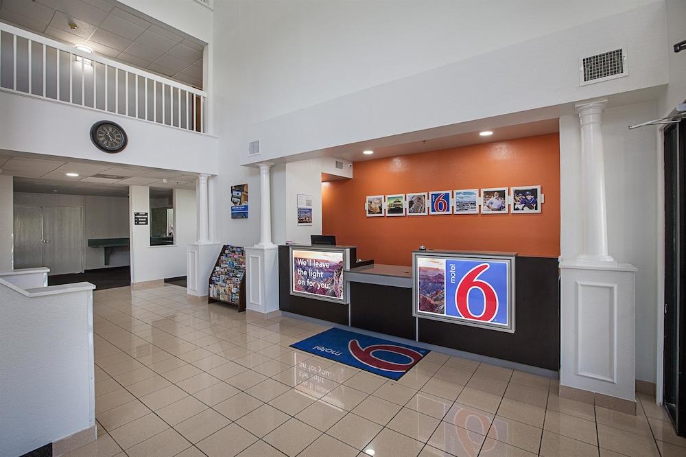 Motel 6 Bedford, TX - Fort Worth