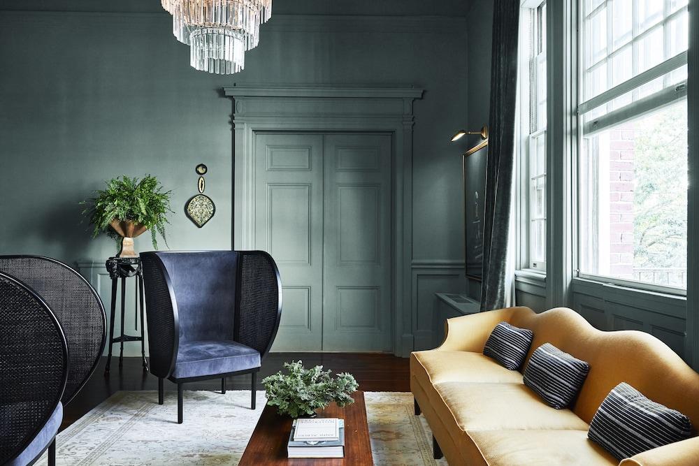 The Vanderbilt, Auberge Collection