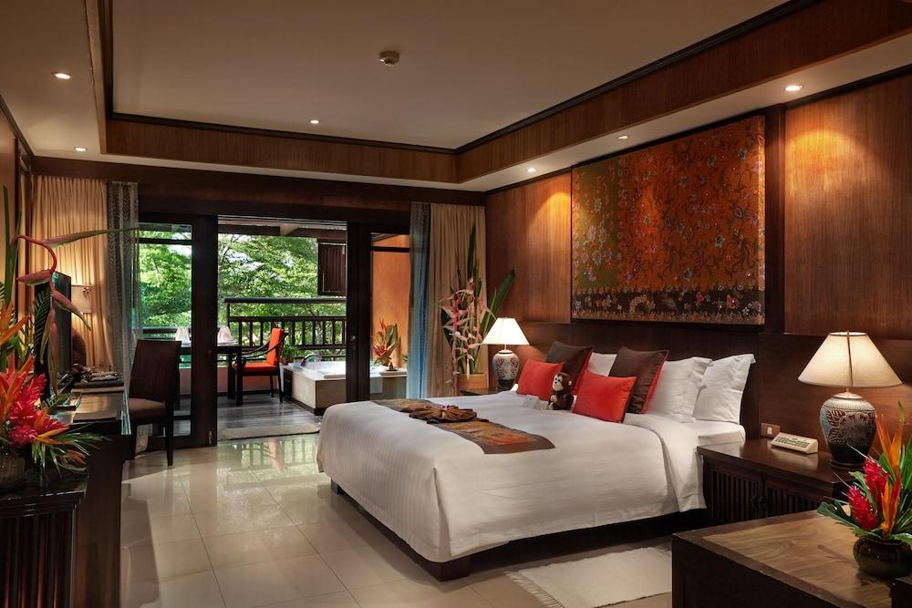 Bo Phut Resort & Spa