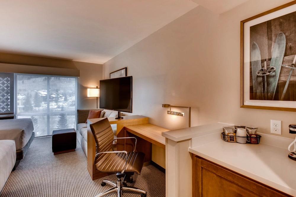 Hyatt Place Keystone / Dillon