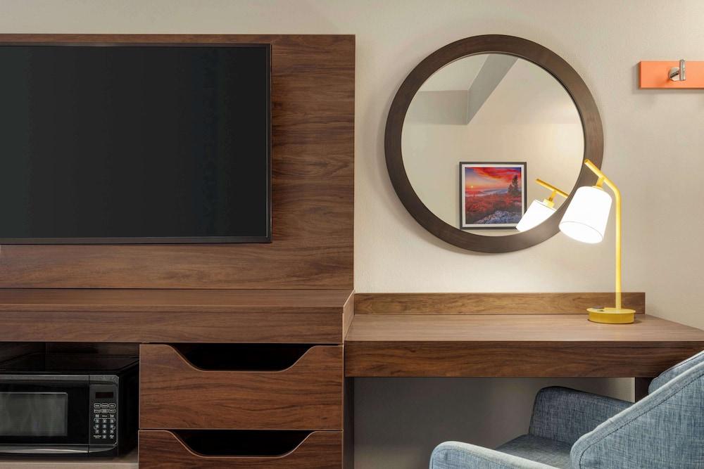 Hampton Inn Waynesboro/Stuarts Draft