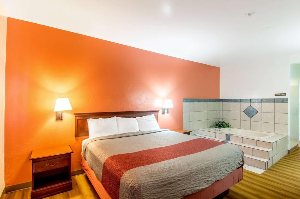 Motel 6 Oklahoma City, OK