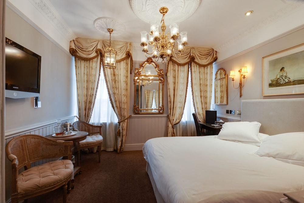 The Empire Hotel & Spa