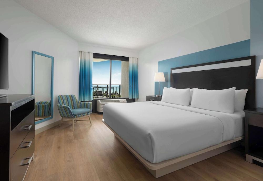 DoubleTree Resort by Hilton Myrtle Beach Oceanfront