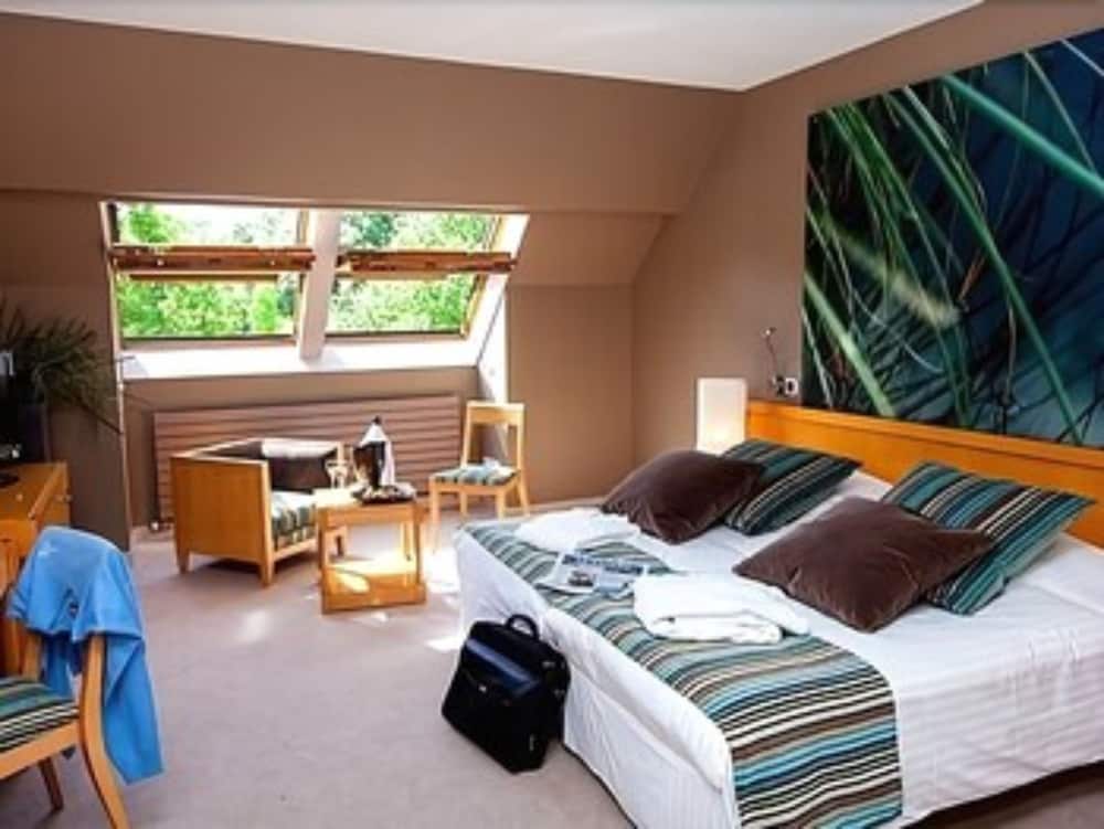 Golf Hotel Resort Val De Sorne