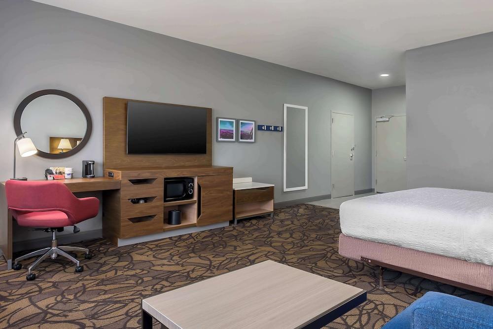 Hampton Inn & Suites Birmingham-Pelham (I-65)