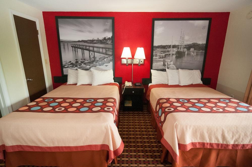 Super 8 by Wyndham Old Saybrook