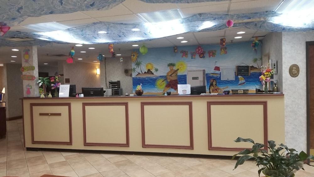 Super 8 by Wyndham Grayson