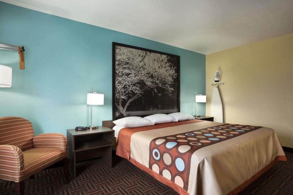 Super 8 by Wyndham Mt. Vernon IL