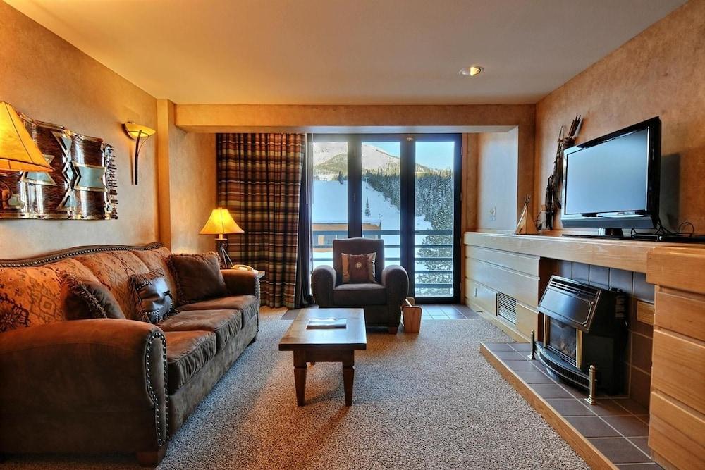 Shoshone Condos at Big Sky Resort