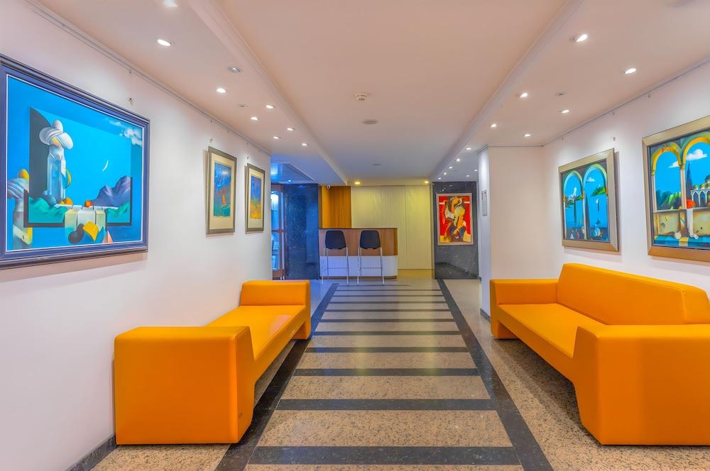 Best Western Plus Khan Hotel