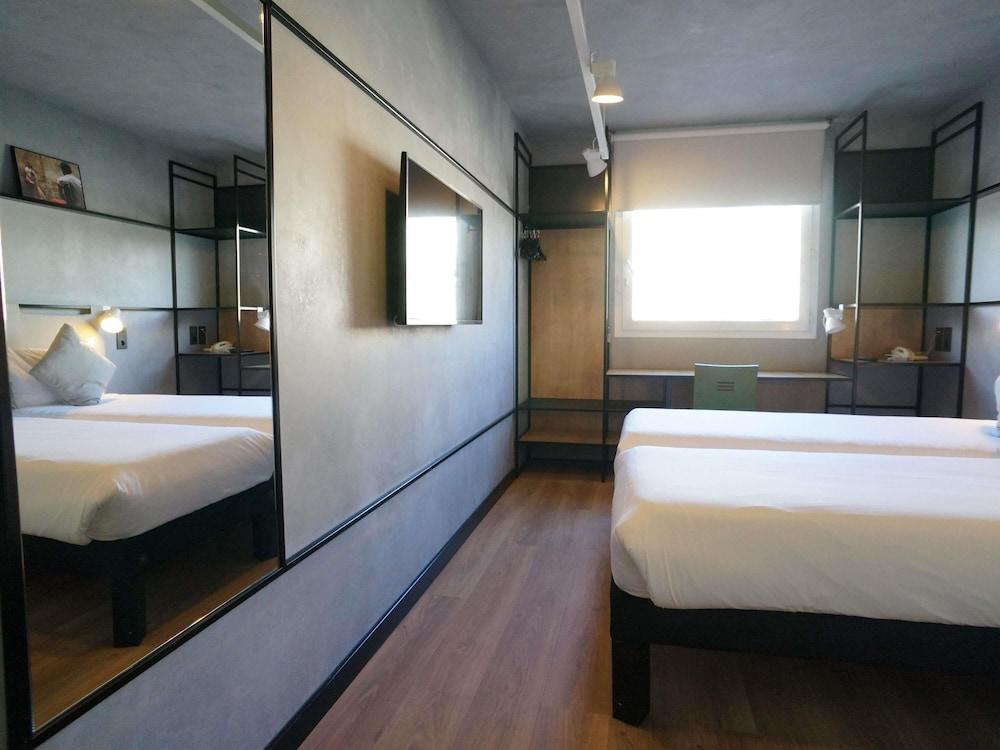 ibis Barcelona Castelldefels