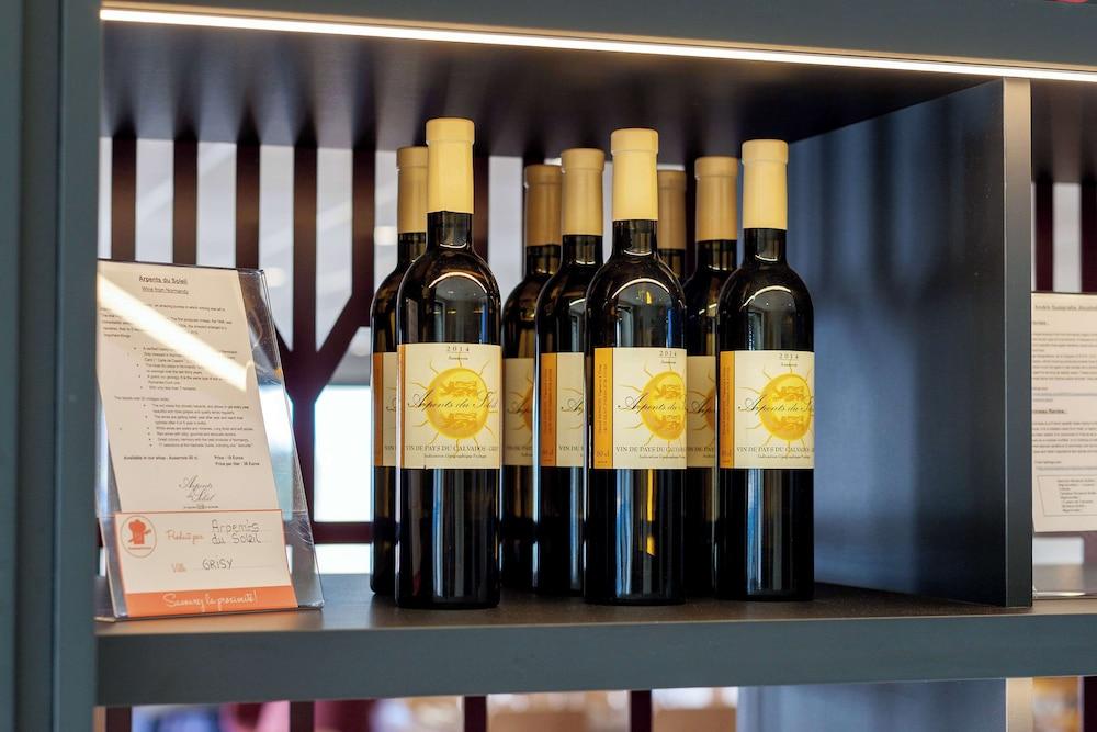 Brit Hotel Caen Nord - Mémorial