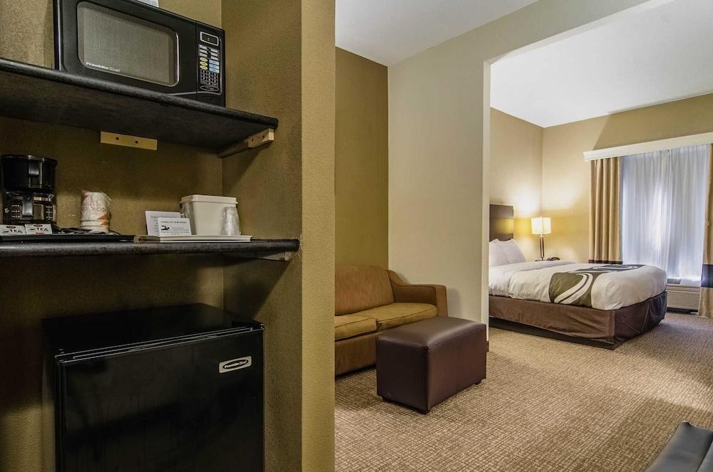 Quality Suites Graham - Burlington South