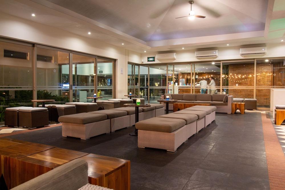 Plaza Pelicanos Club Beach Resort All Inclusive