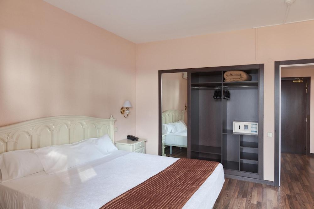 Hotel Roger de Flor Seleqtta