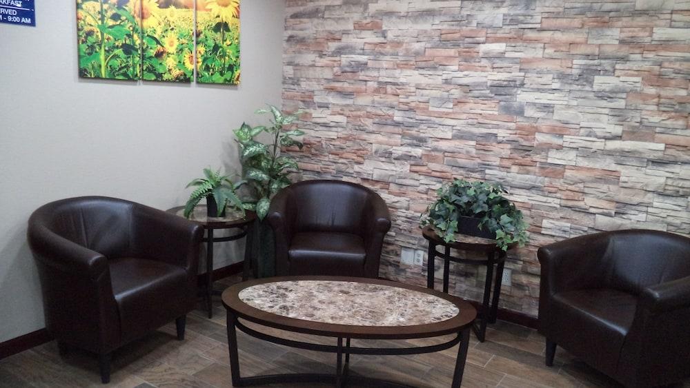 Days Inn by Wyndham Maumee/Toledo