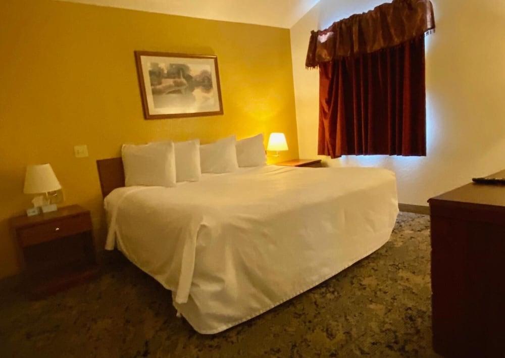 Rodeway Inn Salina North