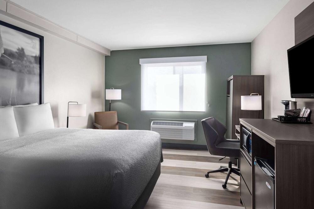 Super 8 by Wyndham Columbus