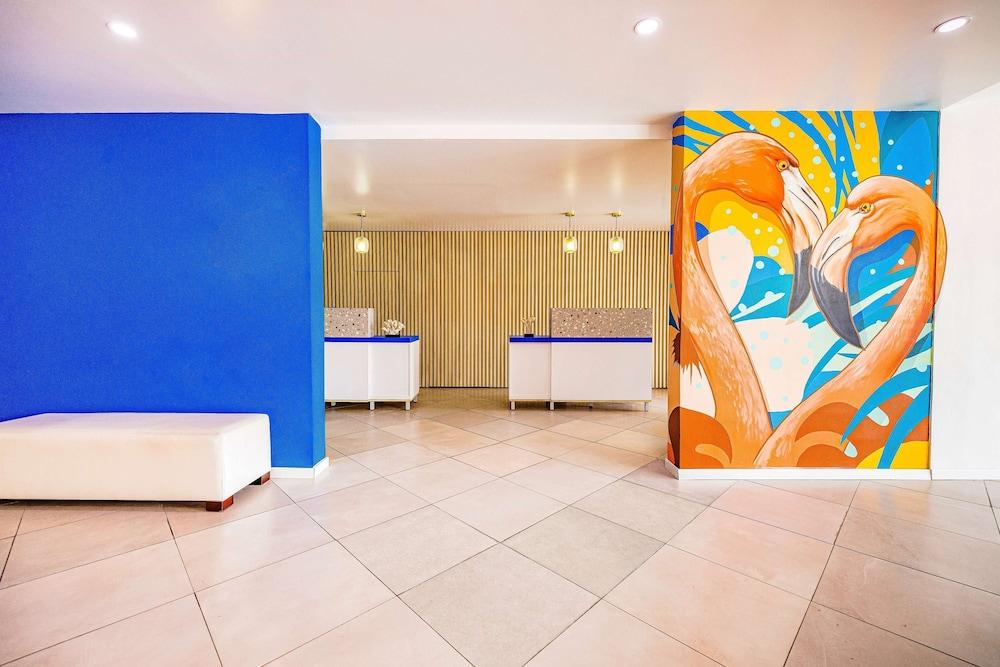 TRYP by Wyndham Aruba