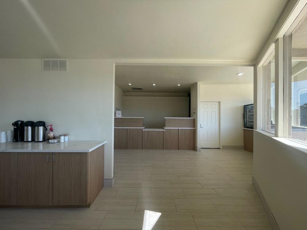 Ramada by Wyndham Merced