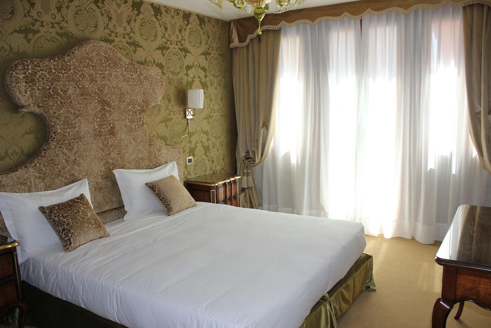 Hotel Casanova Venezia