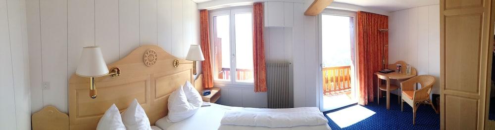 Hotel Bellevue - Traditional Swiss Hideaway