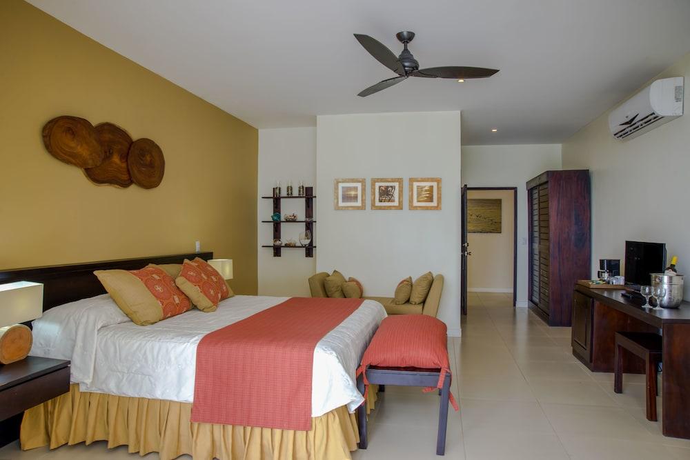 Tango Mar Beachfront Boutique Hotel & Villas