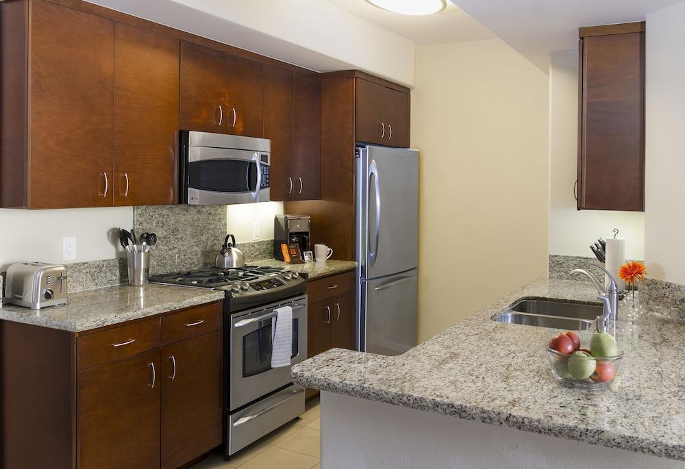 Oakwood River Oaks North