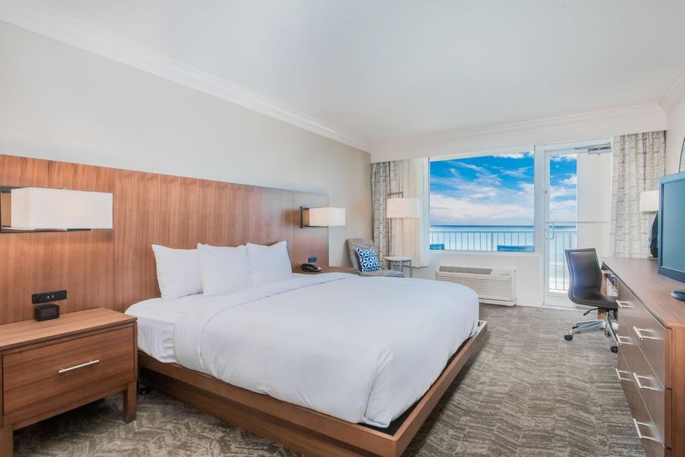 Hilton Pensacola Beach