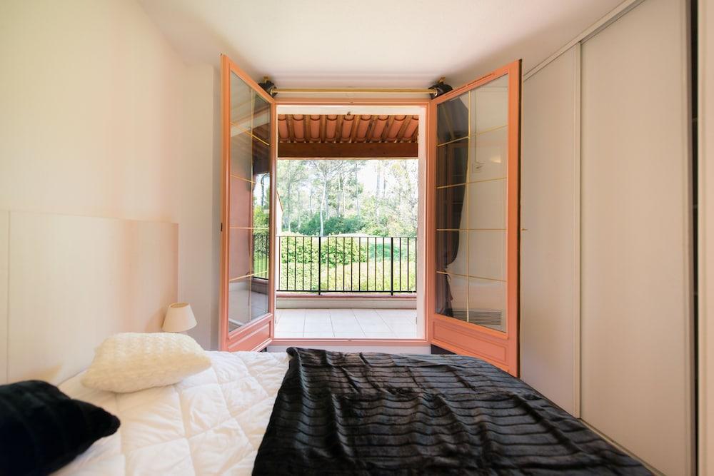 Adonis Mouans-sartoux L'Albatros