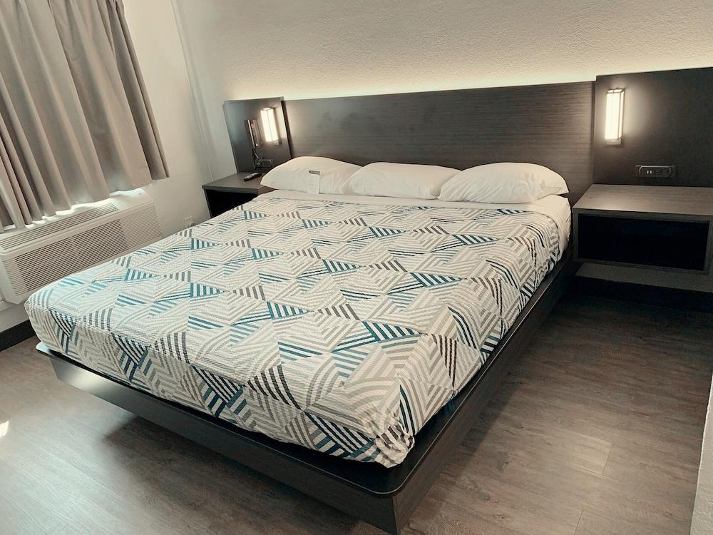 Motel 6 Amarillo, TX - Airport