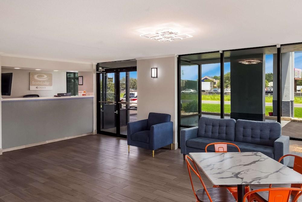 Econo Lodge Mobile Airport Blvd.