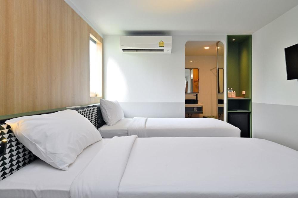 Anya Nana @ Sukhumvit