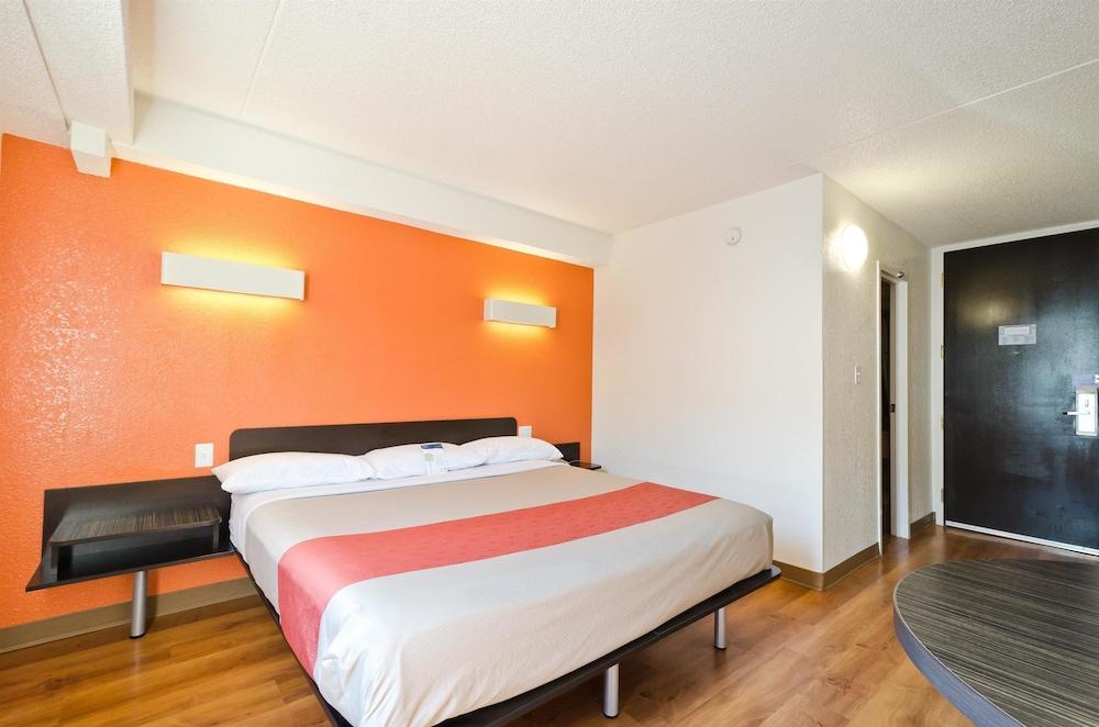 Motel 6 Springfield, VA - Washington DC Southwest