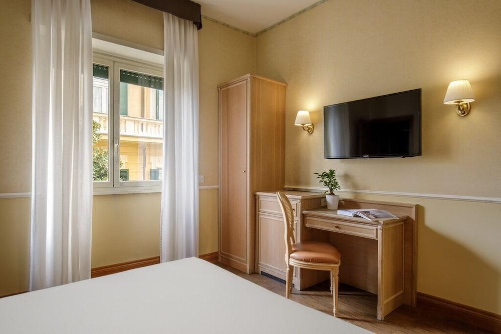 Hotel Santa Costanza by OMNIA hotels