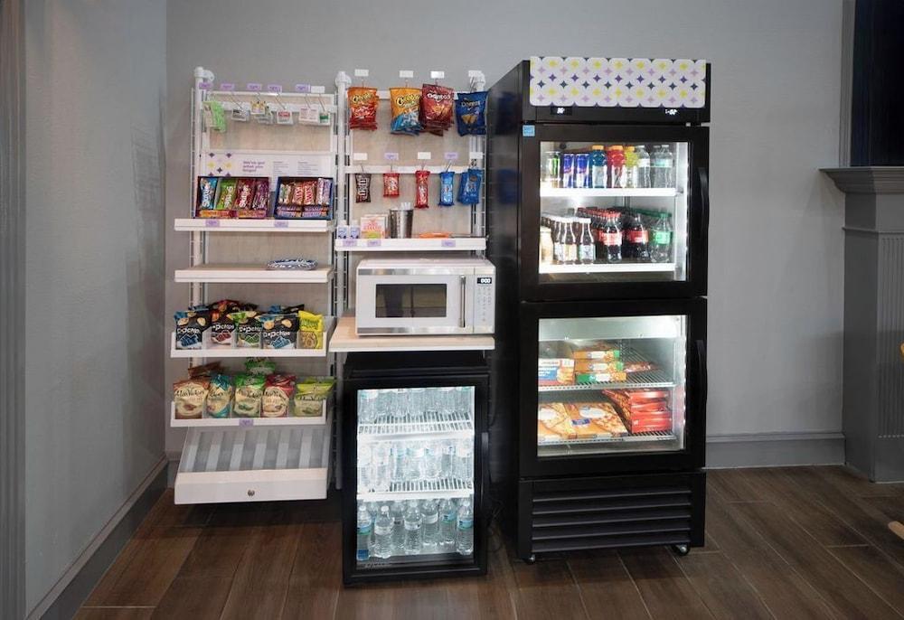 Spark by Hilton Amarillo East