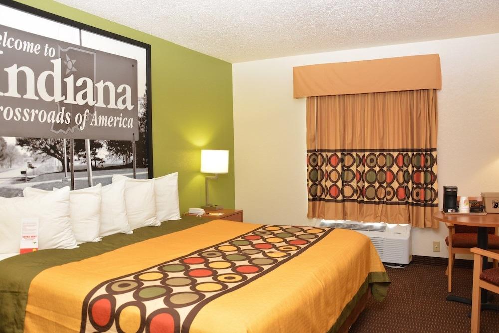 Super 8 by Wyndham Corydon