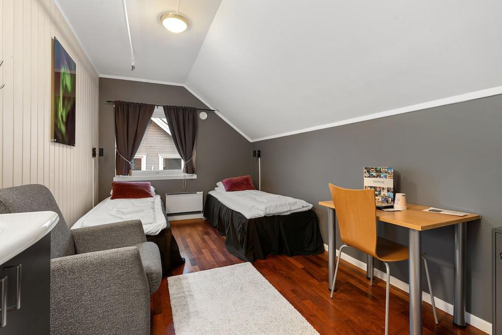 Enter Backpack Hotel