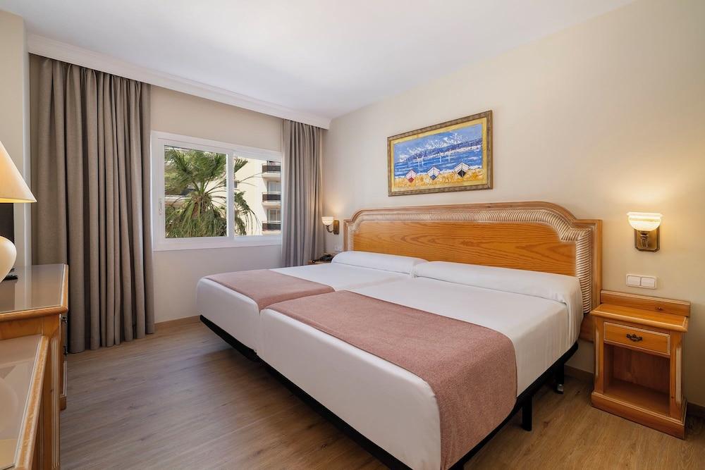 Hotel & Spa Peñíscola Plaza Suites