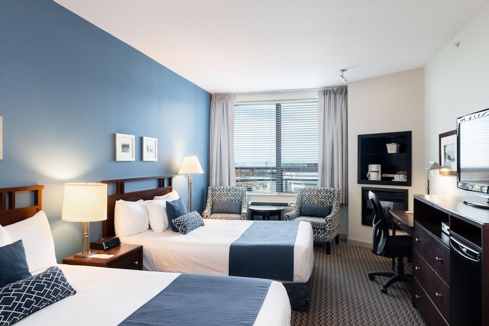 Ocean Promenade Hotel