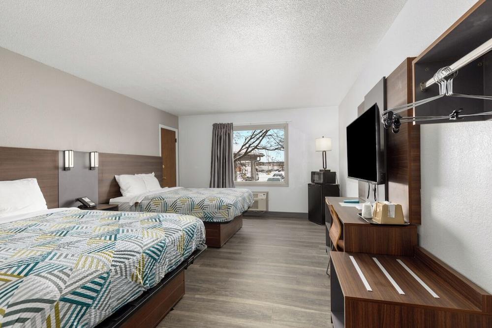 Motel 6 Grand Rapids, MI - Northeast