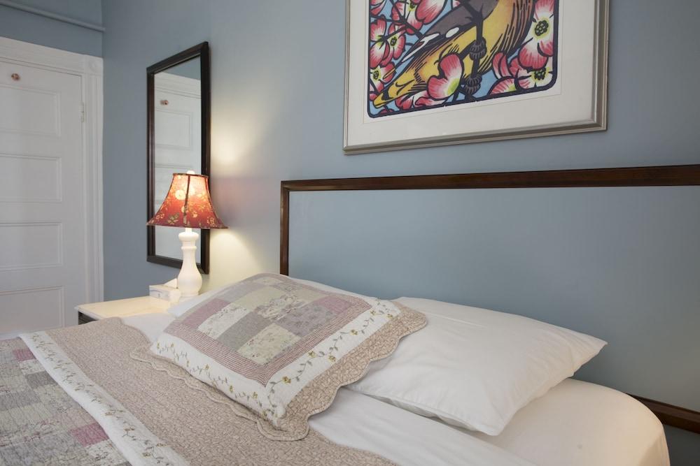 Irving House At Harvard