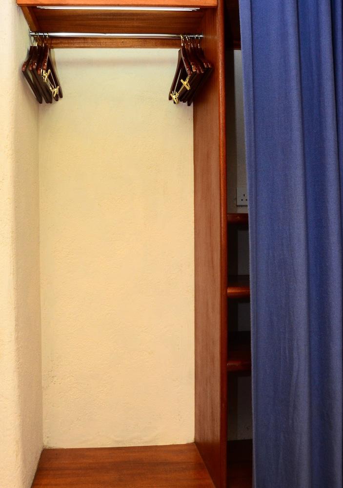 Amboseli Serena Safari Lodge