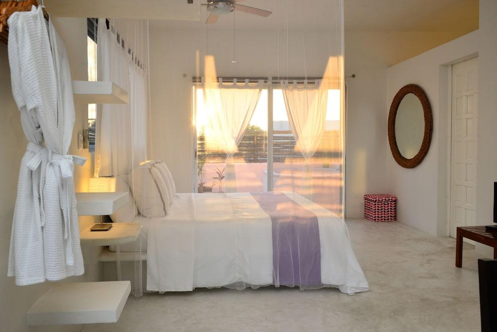 Villas Geminis Boutique Condo Hotel